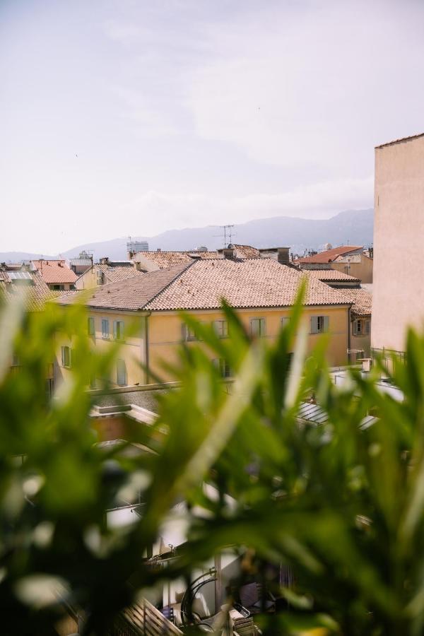 Apartmán Duplex Avec Terrasse - Hyper-Centre De Toulon Exteriér fotografie