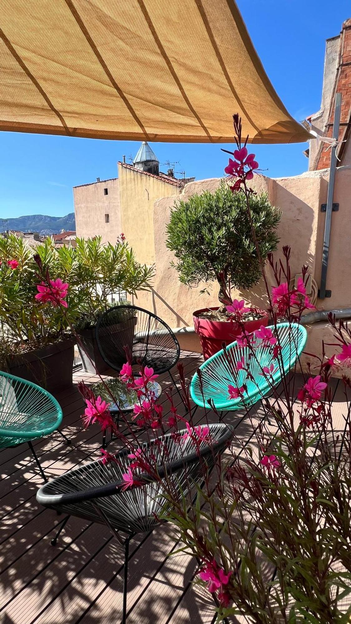 Apartmán Duplex Avec Terrasse - Hyper-Centre De Toulon Exteriér fotografie
